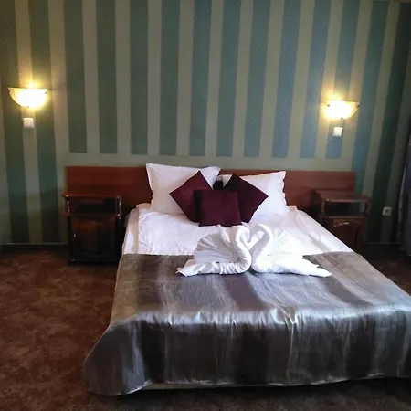 호텔 St. George Pobedonosets 반스코