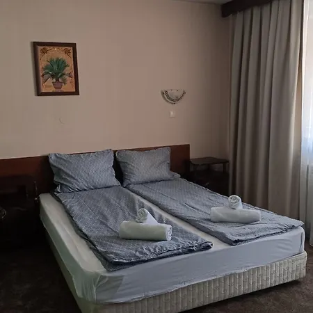 Хотел свети георги победоносец 3*